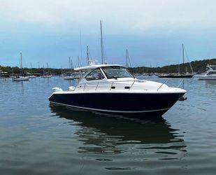 35' Pursuit 2020 Yacht For Sale